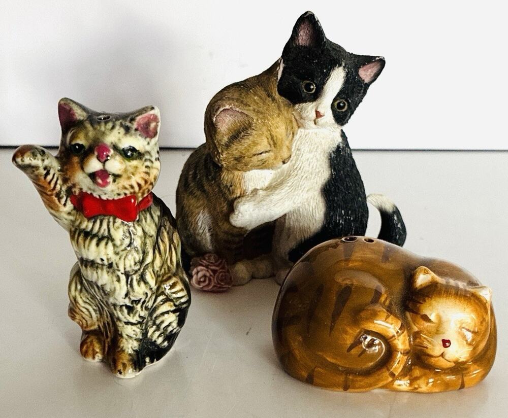 3 Cat Kitty Porcelain Ceramic Kitty Sweethearts Lenox 2003 Salt/ Pepper